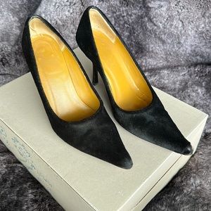 Black calf fur pumps size 7 made in Italy